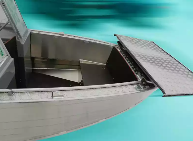 Алюминиевый катер Wyatboat-460 T DCM в Гатчине Алюминиевый катер Wyatboat-460 T DCM в Гатчине