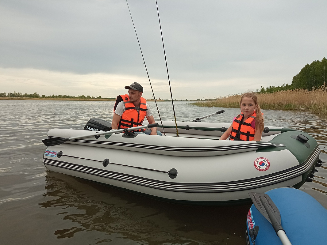 Лодка MISHIMO FAMILY LITE DF 400 в Гатчине